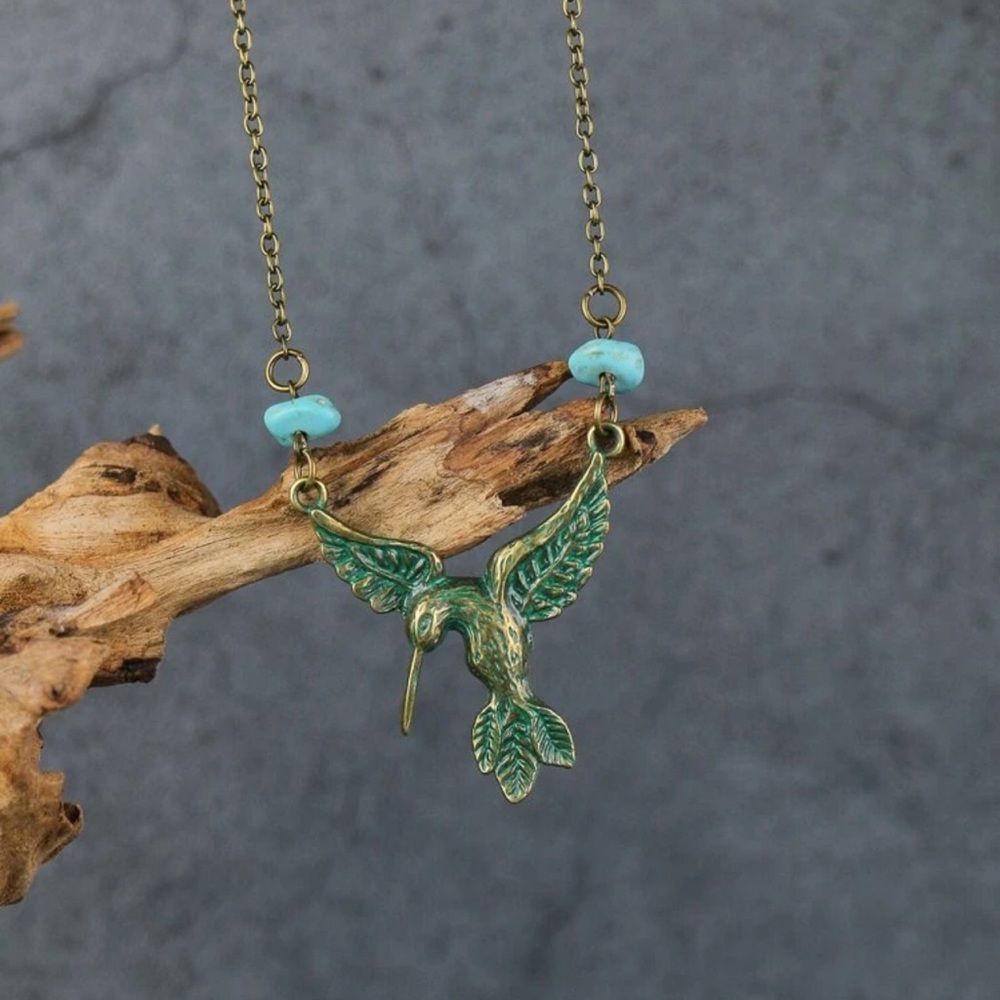 🐦 Lovely Boho Rustic Style Hummingbird Bird Stones Necklace 🐦